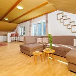 Sofija Apartament *